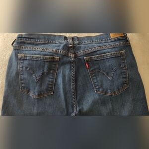 Levi's Women's Straight Leg Denim Capris